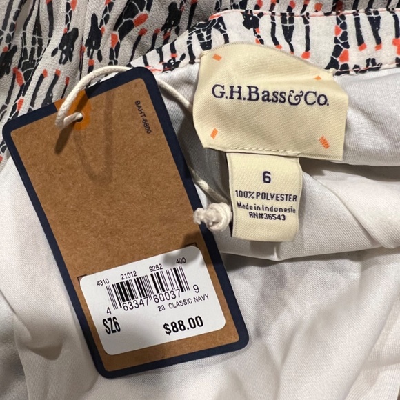 (Brand-GH Bass & Co) Giraffe print skirt - Picture 5 of 5